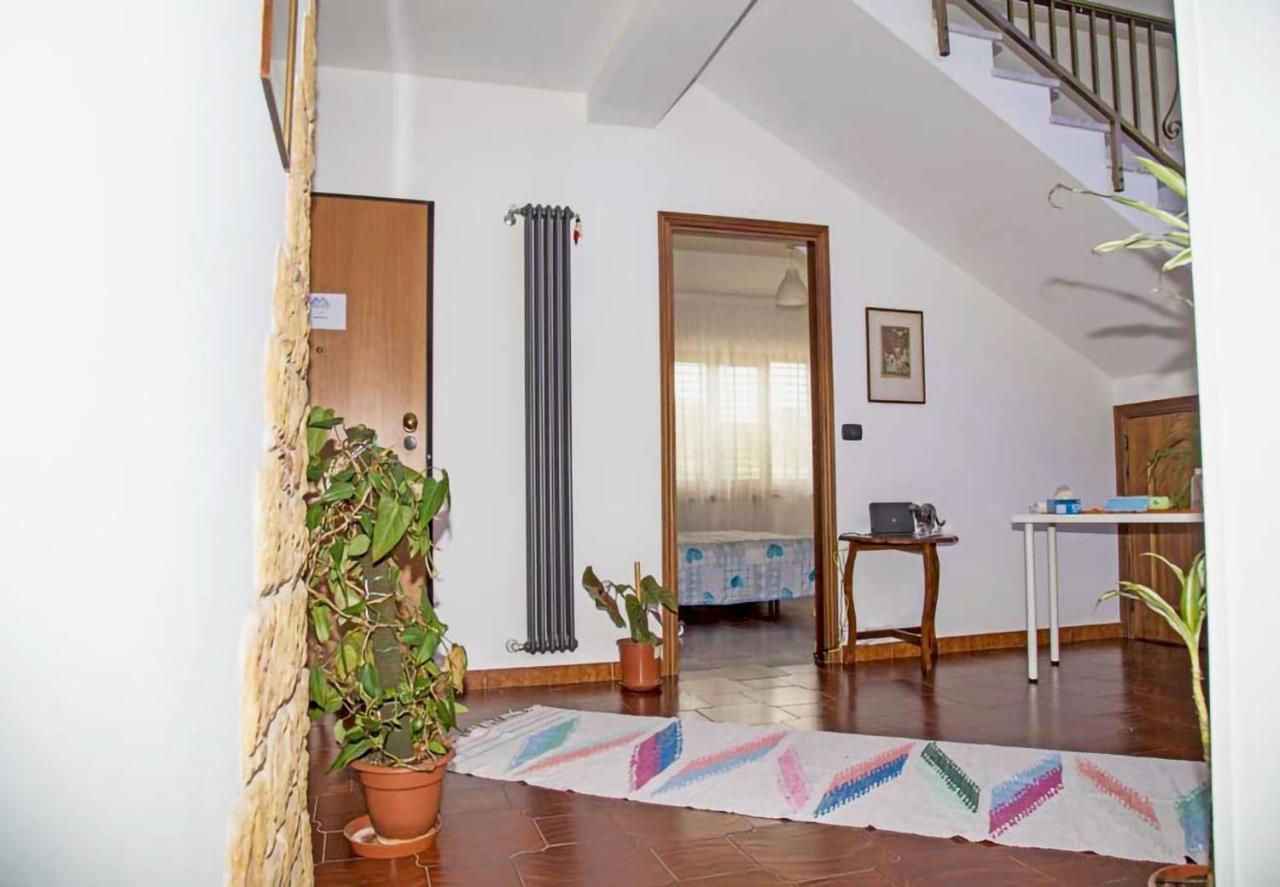 La Casa Del Lago Pergusa Lake Home ภายนอก รูปภาพ