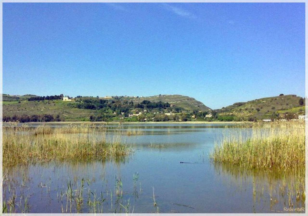La Casa Del Lago Pergusa Lake Home ภายนอก รูปภาพ